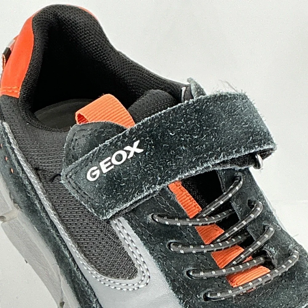 Geox Boys Size US 1 EUR 32 Respira Kids Sneakers Gray Orange Leather Suede Strap